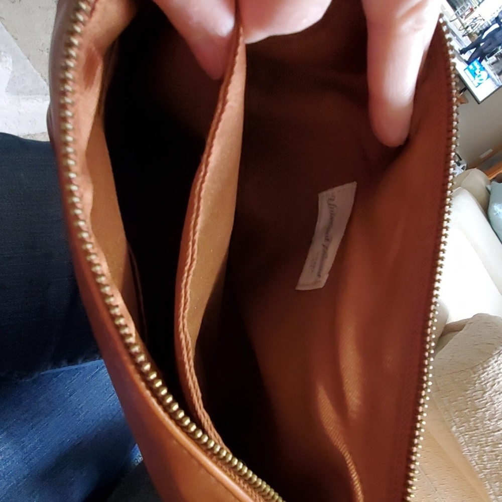 Handbag - Picture 2 of 2